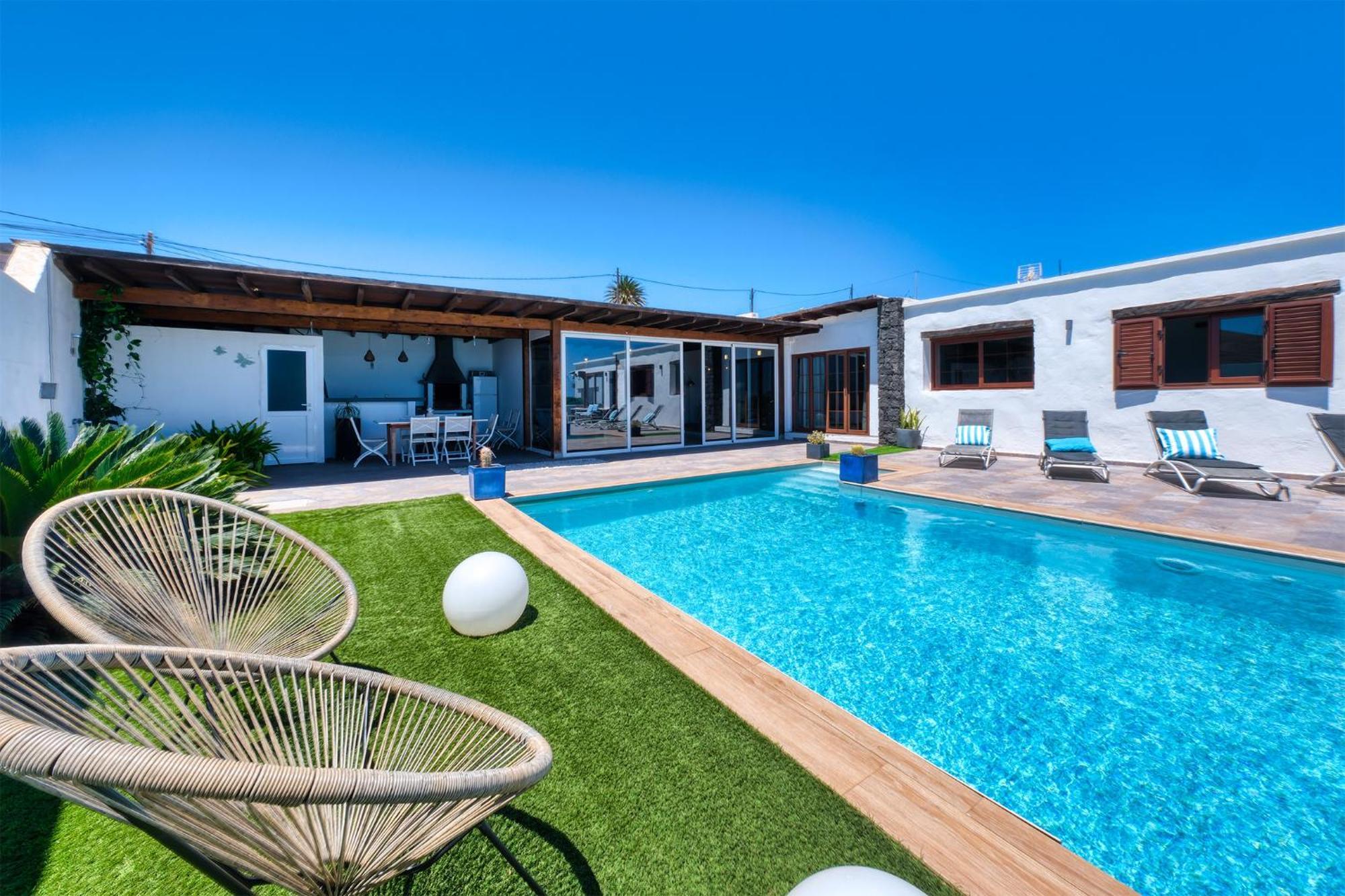 Villa Macher Piscina Y Bar Piscina ティアス エクステリア 写真